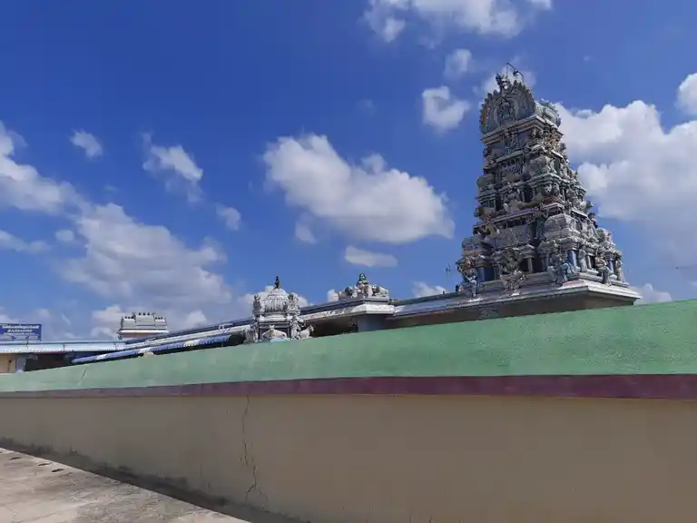 Arulmigu Sellandiyamman Temple, Pillathurai - 621214 அருள்மிகு பிடாரி செல்லாண்டியம்மன் திருக்கோயில், பிள்ளாத்துரை - 621214, Thiruchirappalli - Ancient Temple Architecture and History Image 4
