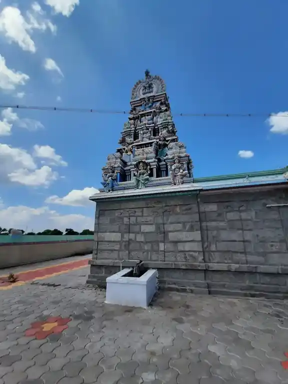 Arulmigu Sellandiyamman Temple, Pillathurai - 621214 அருள்மிகு பிடாரி செல்லாண்டியம்மன் திருக்கோயில், பிள்ளாத்துரை - 621214, Thiruchirappalli - Ancient Temple Architecture and History Image 7
