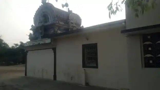 Arulmigu Sellandiyamman Temple, Punjai Edaiyar Melmugam - 637182 அருள்மிகு செல்லாண்டியம்மன் திருக்கோயில், புஞ்சை இடையர் மேல்முகம் - 637182, Namakkal - Ancient Temple Architecture and History Image 3