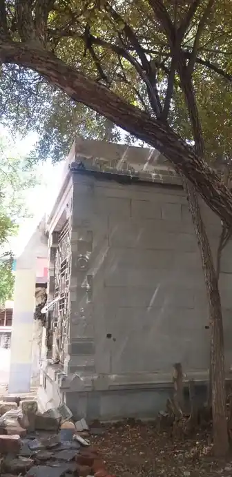 Arulmigu Sellanga Karuppasamy Temple, Pasukaranpatti - 625532 அருள்மிகு செலங்கருப்பசாமி திருக்கோயில், Pasukaranpatti - 625532, Madurai - Ancient Temple Architecture and History Image 3