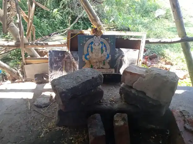 Arulmigu Sellapillaiyar Temple, Ekkal - 614703 அருள்மிகு செல்லபிள்ளையார் திருக்கோயில், Ekkal - 614703, Thiruvarur - Ancient Temple Architecture and History Image 3