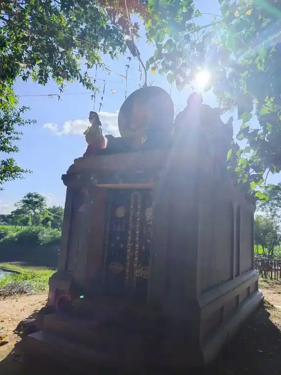 Arulmigu Sellapillaiyar Temple, Mallapuram - 609202 அருள்மிகு செல்லபிள்ளையார் திருக்கோயில், மல்லபுரம் - 609202, Mayiladuthurai - Ancient Temple Architecture and History Image 5