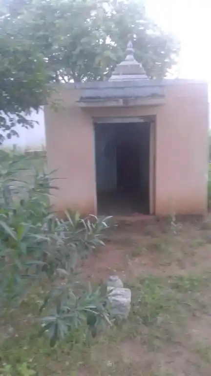 Arulmigu Sellayiamman Temple, Saththanur - 623706 அருள்மிகு. செல்லாயியம்மன் திருக்கோயில், Saththanur - 623706, Ramanathapuram - Ancient Temple Architecture and History Image 2