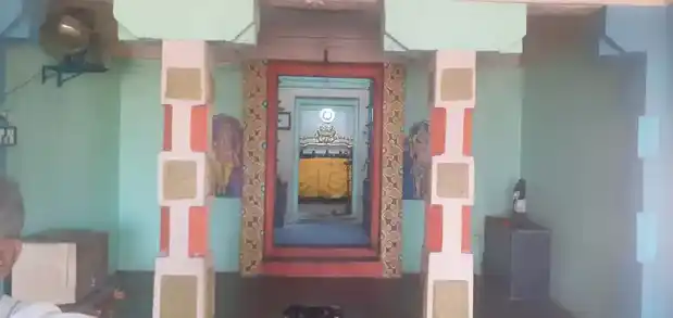 Arulmigu Selli Amman Temple, Nadukaveri, Nadukaveri - 613101 அருள்மிகு செல்லியம்மன் மற்றும் அரவமடக்கியம்மன் திருக்கோயில், Nadukaveri, Nadukaveri - 613101, Thanjavur - Ancient Temple Architecture and History Image 8