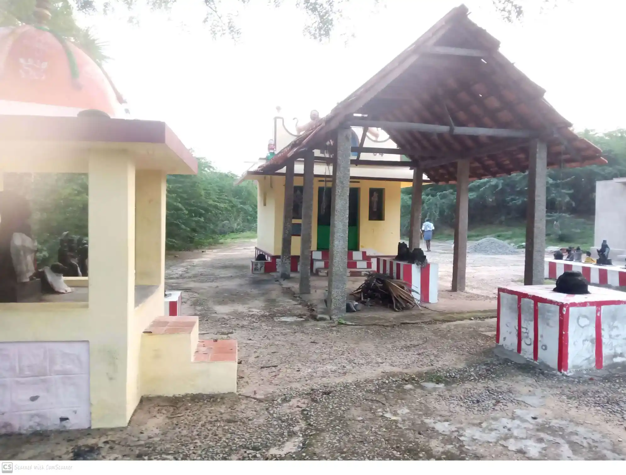 Arulmigu Selliamman Temple, Keelnattukkurichi - 628802 அருள்மிகு செல்லியம்மன் திருக்கோயில், Keelnattukkurichi - 628802, Thoothukudi - Ancient Temple Architecture and History Image 4