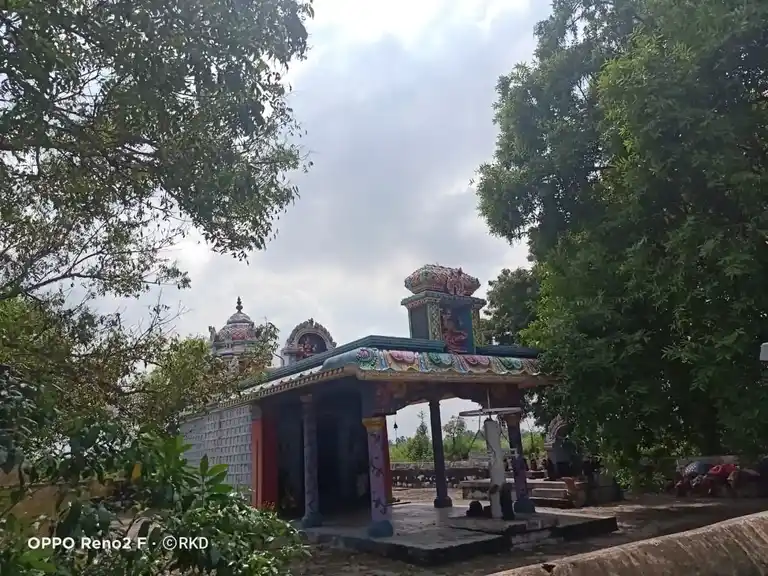 Arulmigu Selliamman Temple, Thiruvalanthurai - 621117 Arulmigu Selliamman Temple, Thiruvalanthurai - 621117, Perambalur - Ancient Temple Architecture and History Image 4