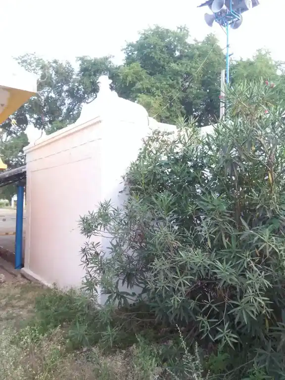 Arulmigu Selliamman Temple, Vellalappatti - 635202 அருள்மிகு செல்லியம்மன் திருக்கோயில், Vellalappatti - 635202, Dharmapuri - Ancient Temple Architecture and History Image 2