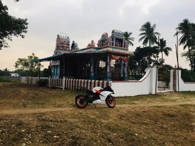 Arulmigu Selliyamman And Naagaaththamman Temple, Angampattu - 603109 அருள்மிகு செல்லியம்மன் மற்றும் நாகாத்தம்மன் திருக்கோயில், Angampattu - 603109, Chengalpattu - Ancient Temple Architecture and History Image 4