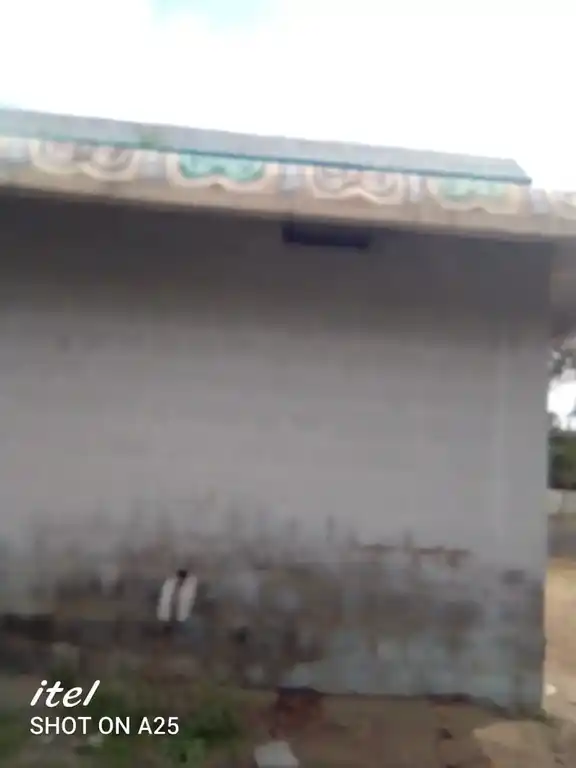 Arulmigu Selliyamman Temple, Avathavaadi - 635204 அருள்மிகு செல்லியம்மன் திருக்கோயில், ஆவத்துவாடி - 635204, Krishnagiri - Ancient Temple Architecture and History Image 3