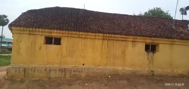 Arulmigu Selliyamman Temple, Gundaveli, Gundaveli - 621704 அருள்மிகு செல்லியம்மன் மற்றும் மாரியம்மன் திருக்கோயில், குண்டவெளி, குண்டவெளி - 621704, Ariyalur - Ancient Temple Architecture and History Image 7