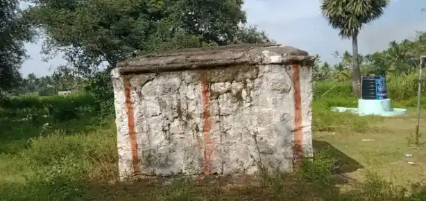 Arulmigu Selliyamman Temple, Karagatha Halli, Kadamadai - 636808 அருள்மிகு செல்லியம்மன் திருக்கோயில், Karagatha Halli, Kadamadai - 636808, Dharmapuri - Ancient Temple Architecture and History Image 2