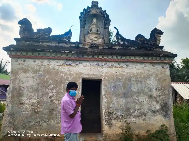 Arulmigu Selliyamman Temple, Koliyam, Sembadamuttur - 635122 அருள்மிகு செல்லியம்மன் திருக்கோயில், கூலியம், செம்படமுத்தூர் - 635122, Krishnagiri - Ancient Temple Architecture and History Image 2