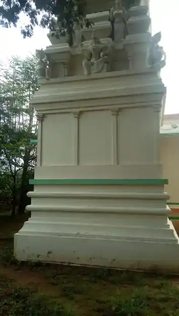 Arulmigu Selliyamman Temple, Kumbarahalli, Keeraipatti - 636903