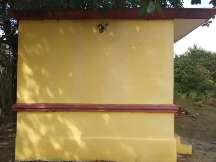 Arulmigu Selliyamman Temple, Parandapalli - 635206 அருள்மிகு செல்லியம்மன் திருக்கோயில், பாரண்டப்பள்ளி - 635206, Krishnagiri - Ancient Temple Architecture and History Image 2