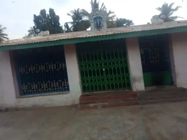 Arulmigu Selliyamman Temple, Periyapanamutlu - 635108 அருள்மிகு செல்லியம்மன் திருக்கோயில், பெரியபனமுட்டுலு - 635108, Krishnagiri - Ancient Temple Architecture and History Image 3