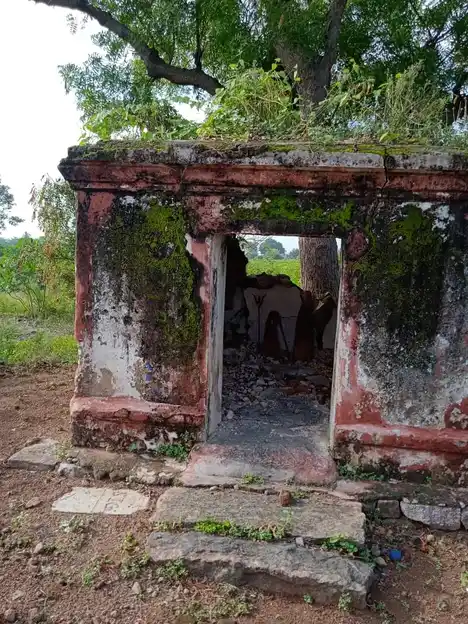 Arulmigu Selliyamman Temple, Pulikkarai - 636808 Arulmigu Selliyamman Temple, Pulikkarai - 636808, Dharmapuri - Ancient Temple Architecture and History Image 3