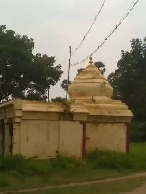 Arulmigu Selliyamman Temple, Raayappanur - 606201 அருள்மிகு செல்லியம்மன் திருக்கோயில், Raayappanur - 606201, Kallakurichi - Ancient Temple Architecture and History Image 3