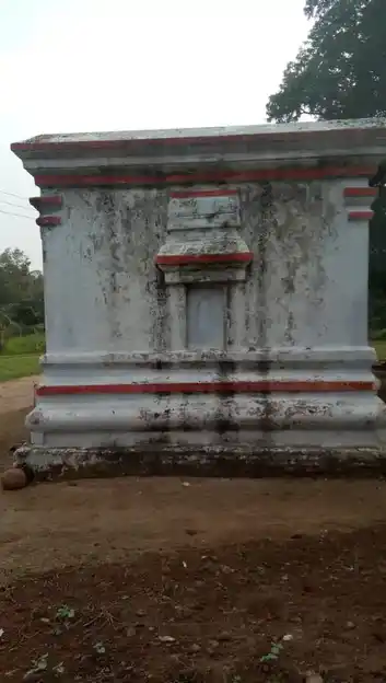 Arulmigu Selliyamman Temple, Veppilaihalli - 635111 அருள்மிகு செல்லியம்மன் திருக்கோயில், Veppilaihalli - 635111, Dharmapuri - Ancient Temple Architecture and History Image 3