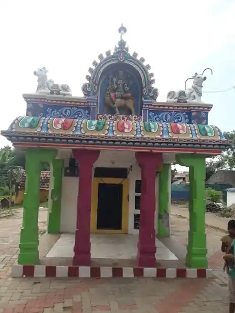 Arulmigu Selllaiammman Temple, Alagapuri - 625501 அருள்மிகு செல்லாயி அம்மன் திருக்கோயில், Alagapuri - 625501, Madurai - Ancient Temple Architecture and History Image 3