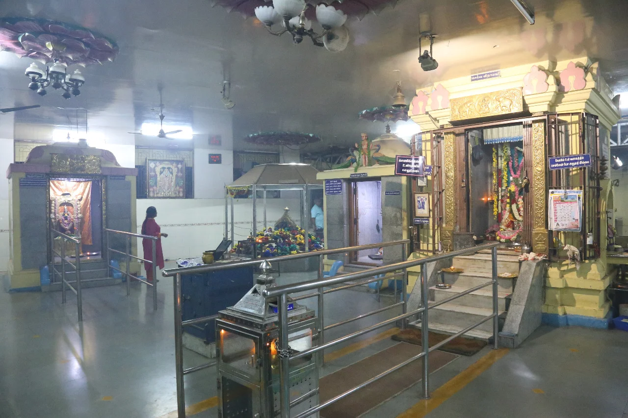 அருள்மிகு செல்வ விநாயகர் மற்றும் 108 விநாயகர் திருக்கோயில், Race Course, Coimbatore - 641018 - Main View