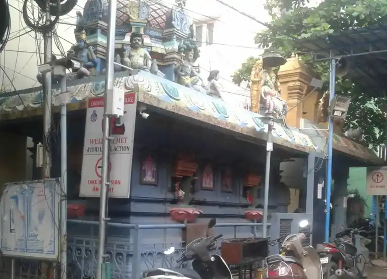 Arulmigu Selva Vinayagar and Krishna Koorathazhvar Temple, Alwarpet, Chennai - 600018 அருள்மிகு செல்வ விநாயகர் மற்றும் கரத்தாழ்வார் திருக்கோயில், ஆழ்வார்பேட்டை, சென்னை - 600018, Chennai - Ancient Temple Architecture and History Image 3
