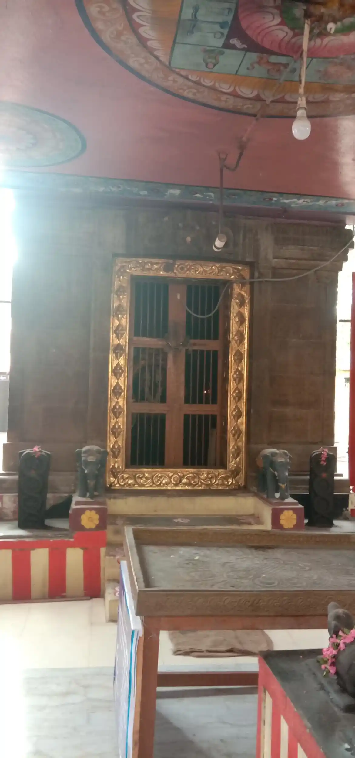 Arulmigu Selva Vinayagar And Ramakrishna Bajanai Madam, Poomarket, Tirupur - 641601 அருள்மிகு செல்வ விநாயகர் மற்றும் இராமகிருஷ்ண சன்மார்க்க பஜனை மடம், ஈஸ்வரன் கோயில், Poomarket, Tirupur - 641601, Tiruppur - Ancient Temple Architecture and History Image 6