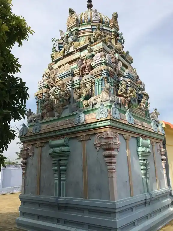 Arulmigu Selva Vinayagar Temple, Oradukuppai - 641023 அருள்மிகு செல்வவிநாயகர் திருக்கோயில், ஓரடுக்குப்பை - 641023, Coimbatore - Ancient Temple Architecture and History Image 5