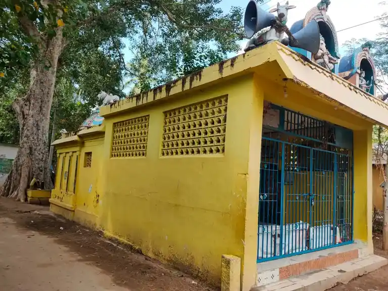 Arulmigu Selva Vinayakar And Siddhi Vinayakar Temple, Royampetai - 613204 அருள்மிகு செல்வவிநாயகர் மற்றும் சித்தி விநாயகர் திருக்கோயில், Royampetai - 613204, Thanjavur - Ancient Temple Architecture and History Image 2