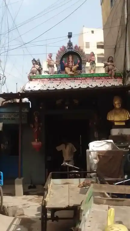 Arulmigu Selva Vinyagar A Ilaikattu Vinaygar Temple, Parrys, Chennai - 600001 அருள்மிகு செல்வ விநாயகர் என்ற இலைகட்டு விநாயகர் திருக்கோயில், பாரிமுனை, சென்னை - 600001, Chennai - Ancient Temple Architecture and History Image 4