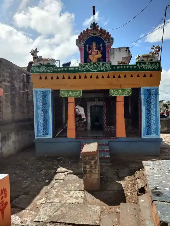 Arulmigu Selvaganapathi Temple, Near Water Tank, Ramanjeri - 631209 அருள்மிகு செல்வ கணபதி திருக்கோயில், Near Water Tank, Ramanjeri - 631209, Tiruvallur - Ancient Temple Architecture and History Image 4