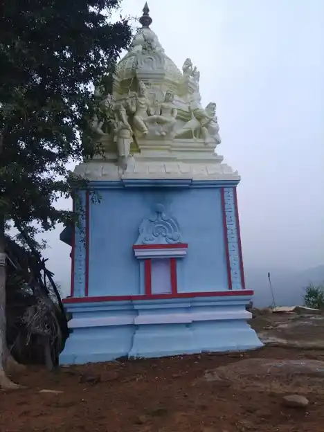 Arulmigu Selvamalai Murugan Temple, Andiyappanur - 635701 அருள்மிகு செல்வமலை முருகன் திருக்கோயில், ஆண்டியப்பனூர் - 635701, Thirupathur - Ancient Temple Architecture and History Image 3