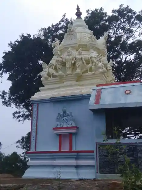 Arulmigu Selvamalai Murugan Temple, Andiyappanur - 635701 அருள்மிகு செல்வமலை முருகன் திருக்கோயில், ஆண்டியப்பனூர் - 635701, Thirupathur - Ancient Temple Architecture and History Image 11