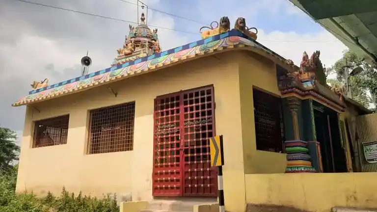Arulmigu Selvamuthumaariyamman Temple, Villupuram Nagar, Villupuram - 605602 அருள்மிகு செல்வமுத்துமாரியம்மன் திருக்கோயில், Villupuram Nagar, Villupuram - 605602, Viluppuram - Ancient Temple Architecture and History Image 4