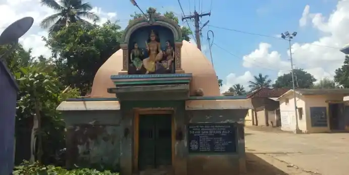 Arulmigu Selvaraya Ayyanar Temple, Onbathuveli - 614302 அருள்மிகு செல்வராய அய்யனார் திருக்கோயில், Onbathuveli - 614302, Thanjavur - Ancient Temple Architecture and History Image 2