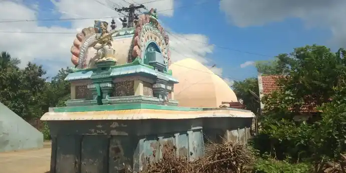 Arulmigu Selvaraya Ayyanar Temple, Onbathuveli - 614302 அருள்மிகு செல்வராய அய்யனார் திருக்கோயில், Onbathuveli - 614302, Thanjavur - Ancient Temple Architecture and History Image 3