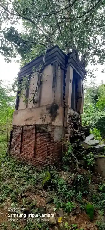 Arulmigu Selvavinagar Temple, Mavuthirappu - 612504 அருள்மிகு செல்வ விநாயகர் திருக்கோயில், Mavuthirappu - 612504, Thanjavur - Ancient Temple Architecture and History Image 2