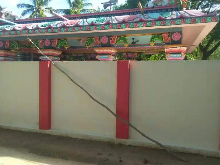 Arulmigu Selvavinayagar and Pizhaiporutha Ayyanar Temple, Keezhaperumpallam - 609107 அருள்மிகு செல்வ விநாயகர் பழிபொறுத்த அய்யனார் திருக்கோயில், கீழபெரும்பள்ளம் - 609107, Mayiladuthurai - Ancient Temple Architecture and History Image 3