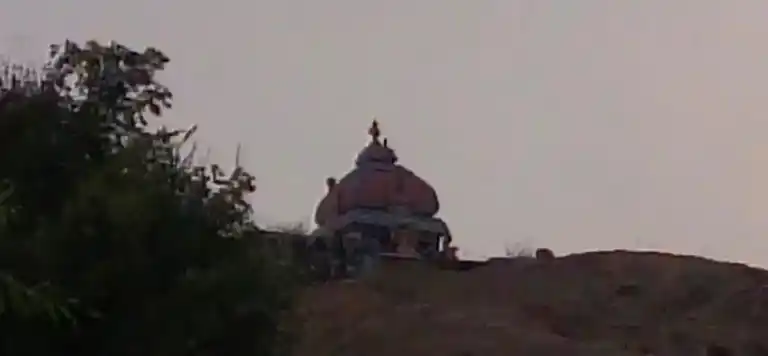 Arulmigu Selvavinayagar, Malaivelayuthaswamy Temple, Sankarapalayam - 638501 அருள்மிகு செல்வவிநாயகர், மலைவேலாயுதசுவாமி திருக்கோயில், Sankarapalayam - 638501, Erode - Ancient Temple Architecture and History Image 6