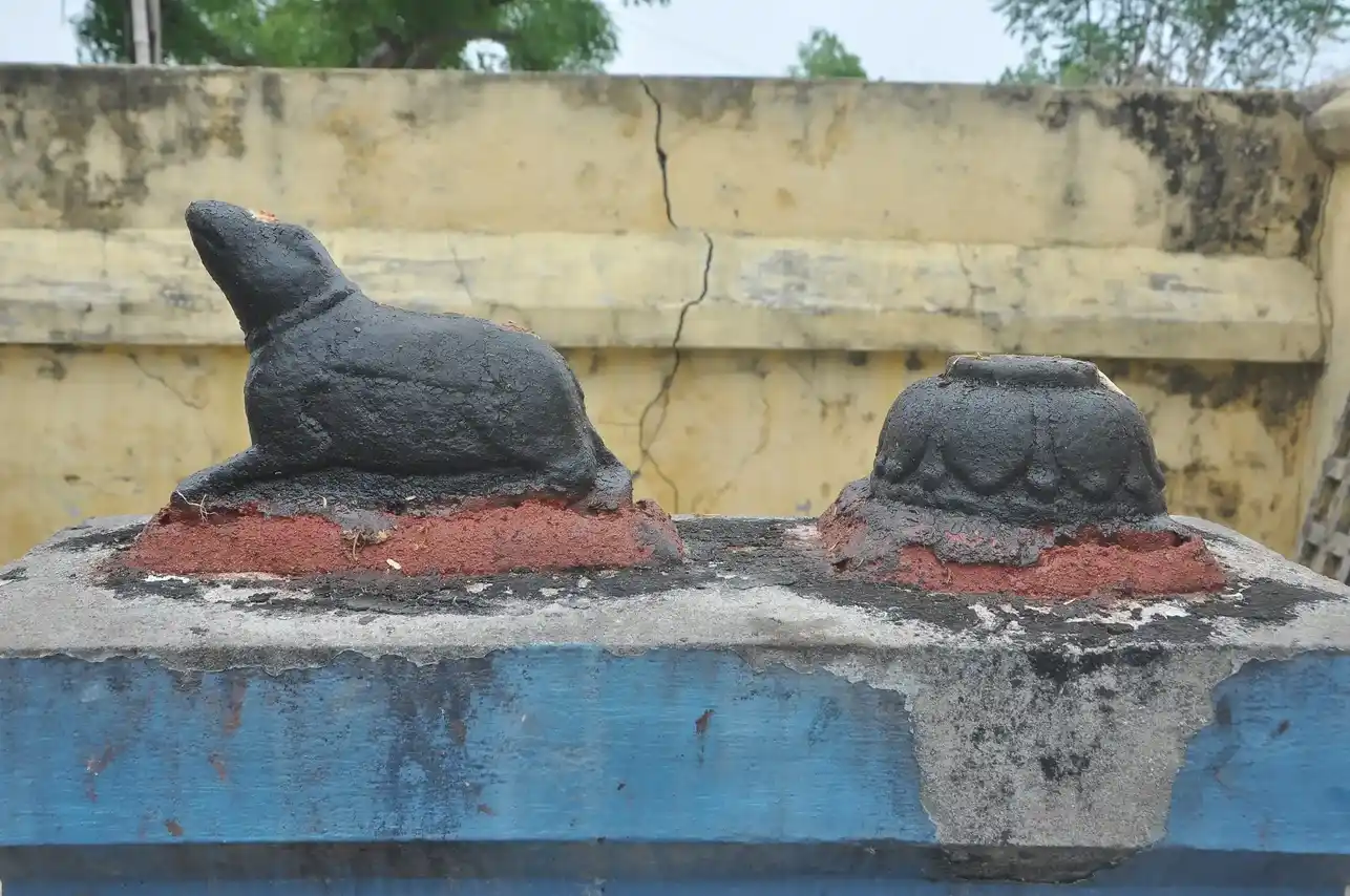 Arulmigu Selvavinayagar Temple, Madapuram - 611103 அருள்மிகு செல்வ விநாயகர் திருக்கோயில், Madapuram - 611103, Nagapattinam - Ancient Temple Architecture and History Image 4