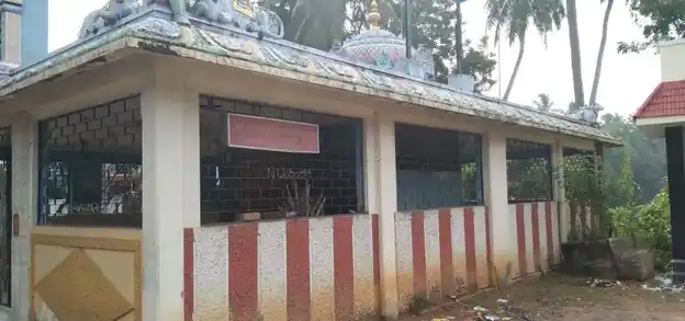 Arulmigu Selvavinayagar Temple, Melaayyanargudi, Melaayyanargudi - 609805 அருள்மிகு செல்வ விநாயகர் திருக்கோயில், மேல அய்யனார்குடி - 609805, Mayiladuthurai - Ancient Temple Architecture and History Image 4