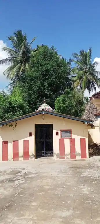 Arulmigu Selvavinayagar Temple, Thirupanipettai - 610102 அருள்மிகு செல்வவிநாயகர் திருக்கோயில், திருப்பணிப்பேட்டை - 610102, Thiruvarur - Ancient Temple Architecture and History Image 5