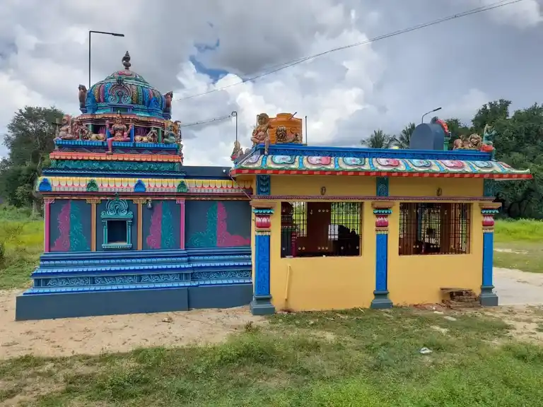 Arulmigu Selvi Pidariyamman Temple, Vada Kadapanthangal - 631302 அருள்மிகு செல்வி பிடாரியம்மன் திருக்கோயில், வடகடப்பந்தாங்கள் - 631302, Ranipet - Ancient Temple Architecture and History Image 4