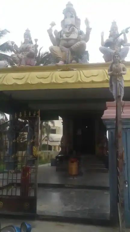 Arulmigu Sembadavinayagar Temple, Panaiyapuram - 605601 Arulmigu Sembadavinayagar Temple, Panaiyapuram - 605601, Viluppuram - Ancient Temple Architecture and History Image 2