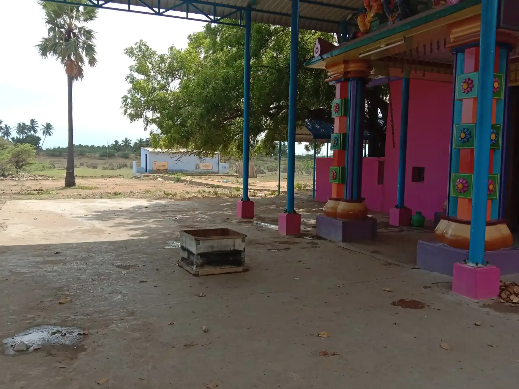 Arulmigu Sembalai Sudalaimadaswamy Temple, Vijayapathi - 627117 அருள்மிகு செம்பாலை சுடலைமாடசுவாமி திருக்கோயில், விஜயாபதி - 627117, Tirunelveli - Ancient Temple Architecture and History Image 2