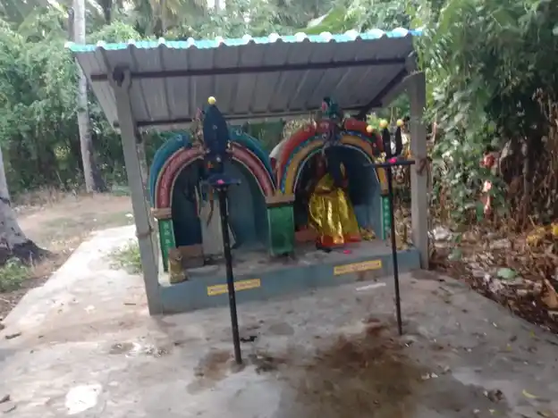 Arulmigu Sembaraikaruppasamy Temple, Keelathiruppanthuruthi - 613103 Arulmigu Sembaraikaruppasamy Temple, Keelathiruppanthuruthi - 613103, Thanjavur - Ancient Temple Architecture and History Image 3