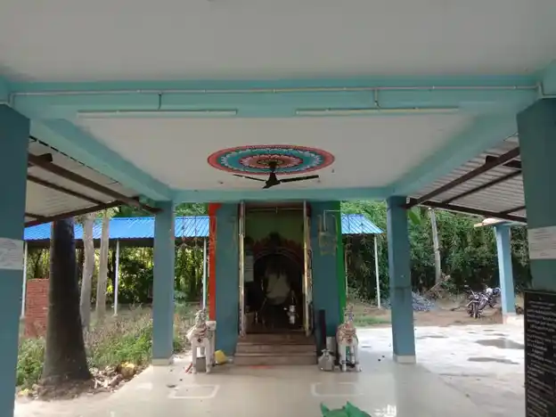 Arulmigu Sembaraikaruppasamy Temple, Keelathiruppanthuruthi - 613103 Arulmigu Sembaraikaruppasamy Temple, Keelathiruppanthuruthi - 613103, Thanjavur - Ancient Temple Architecture and History Image 4