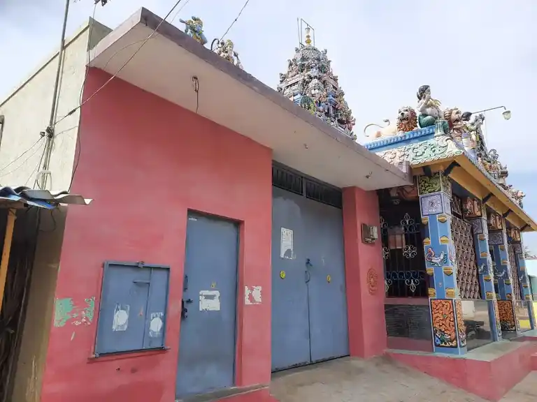 Arulmigu Sembiamman Temple, Tippanahalli - 635202 அருள்மிகு செம்பியம்மன் திருக்கோயில், Tippanahalli - 635202, Dharmapuri - Ancient Temple Architecture and History Image 4