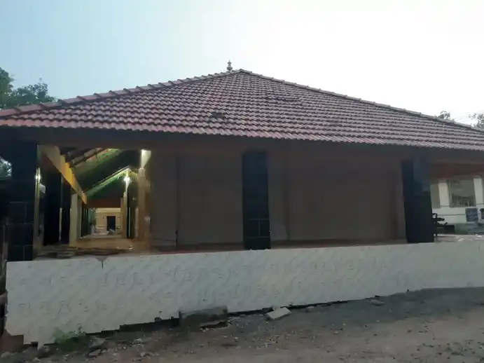 Arulmigu Semmuneeswarar Temple, Patlur, Anthiyur - 638314 அருள்மிகு செம்முனீஸ்வரர் திருக்கோயில், Patlur, Anthiyur - 638314, Erode - Ancient Temple Architecture and History Image 2