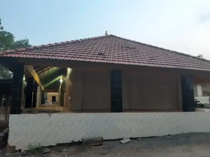 Arulmigu Semmuneeswarar Temple, Patlur, Anthiyur - 638314 அருள்மிகு செம்முனீஸ்வரர் திருக்கோயில், Patlur, Anthiyur - 638314, Erode - Ancient Temple Architecture and History Image 3