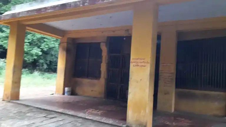 Arulmigu Senbagadeviamman Temple, Courtallam - 627802 Arulmigu Senbagadeviamman Temple, Courtallam - 627802, Tenkasi - Ancient Temple Architecture and History Image 6